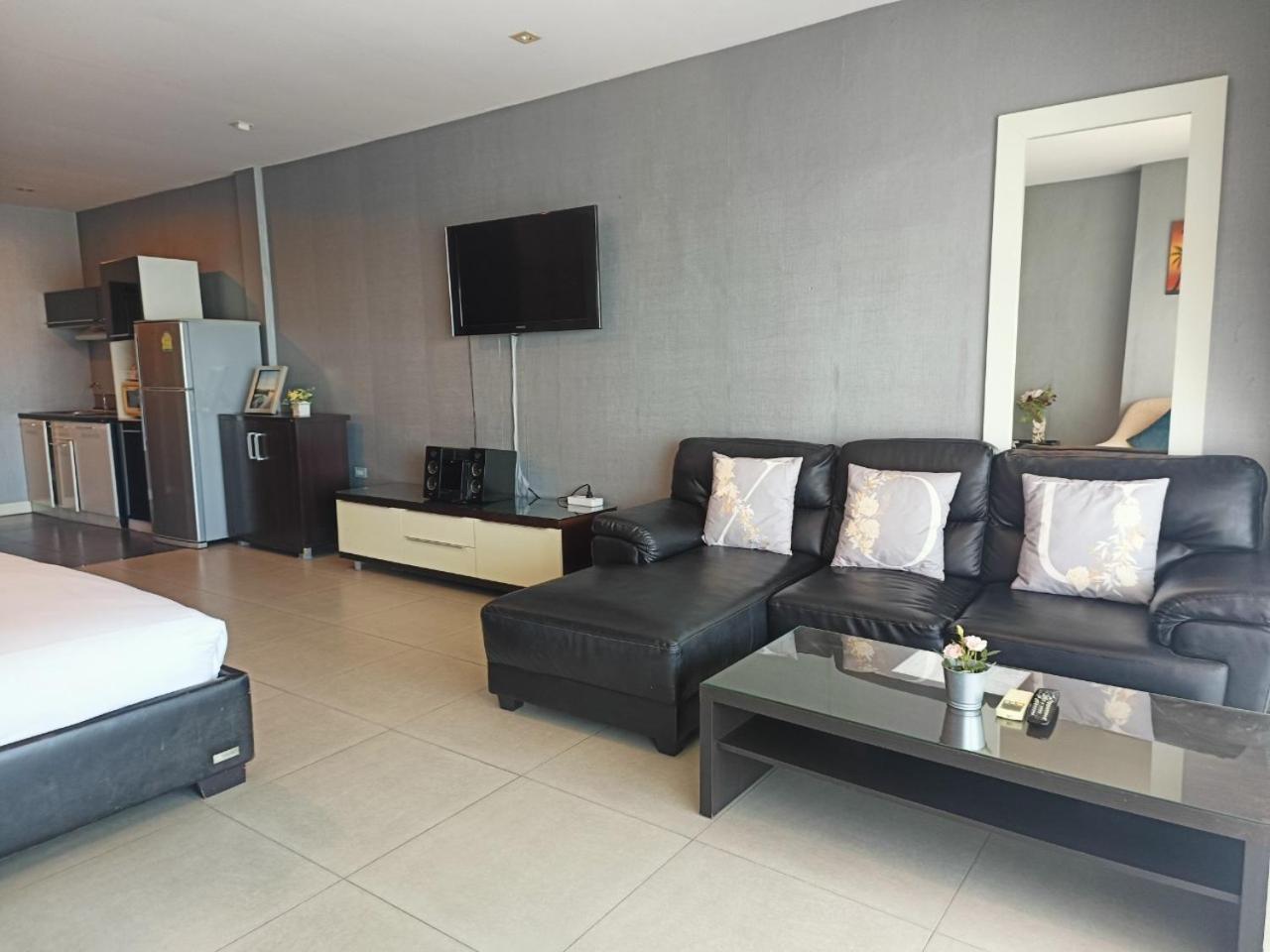 View Talay 6 Pattaya Beach Apartment By Honey Exterior photo