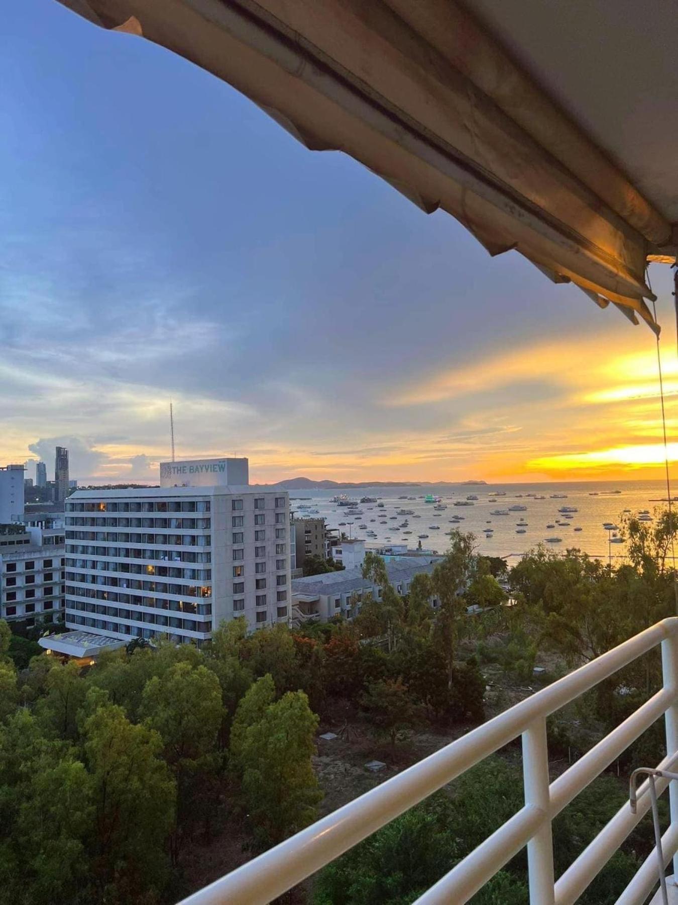 View Talay 6 Pattaya Beach Apartment By Honey Exterior photo