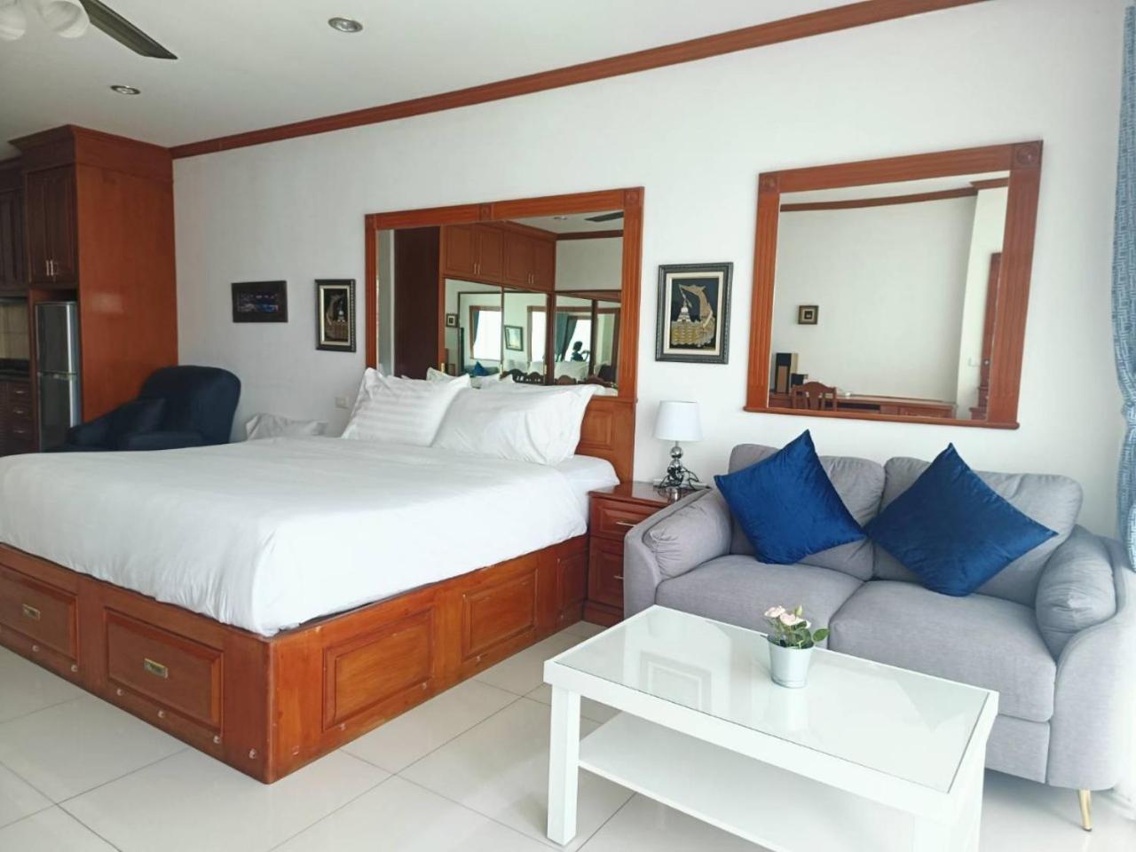 View Talay 6 Pattaya Beach Apartment By Honey Exterior photo