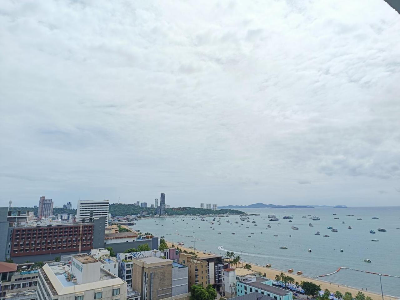 View Talay 6 Pattaya Beach Apartment By Honey Exterior photo