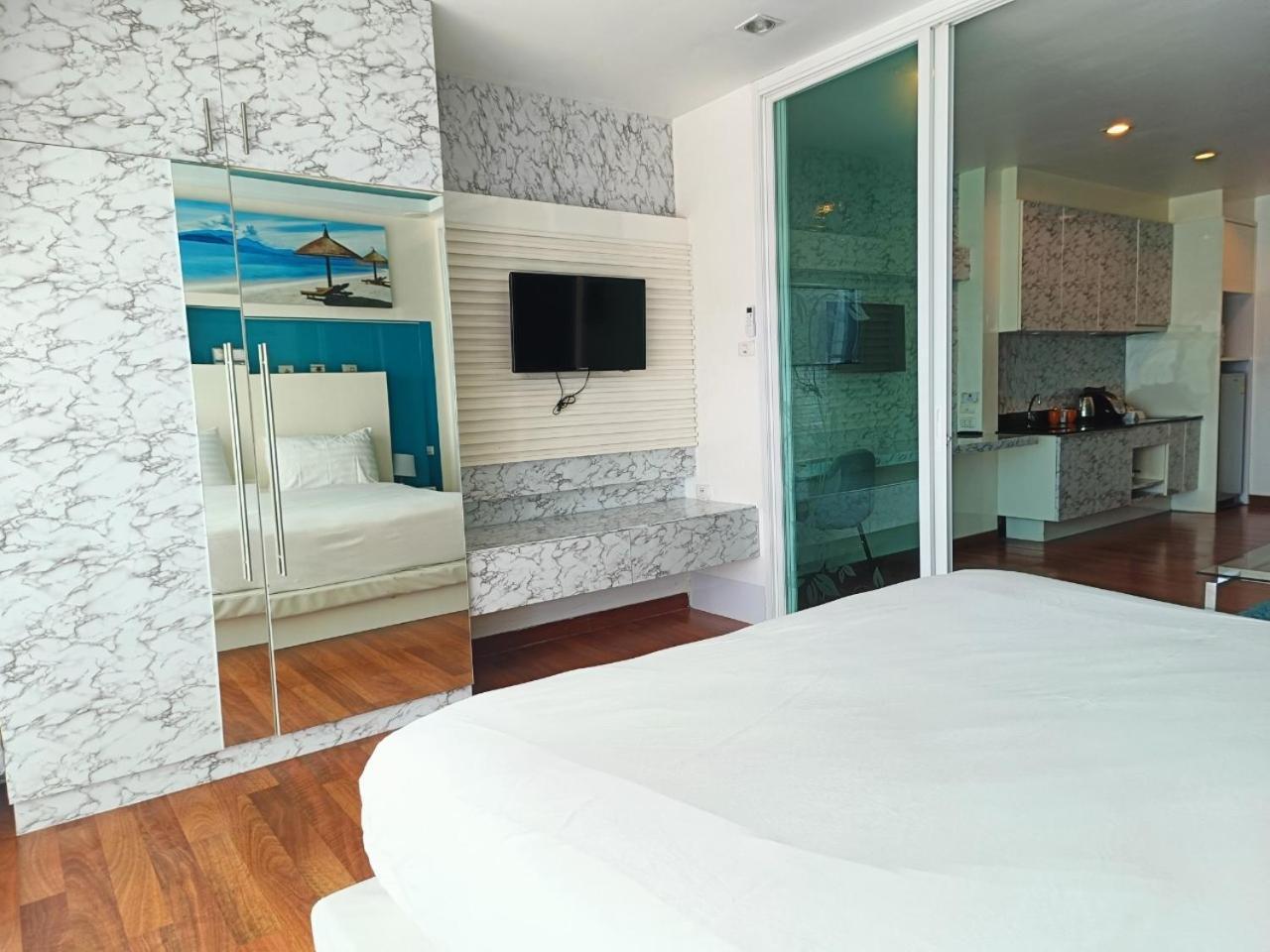 View Talay 6 Pattaya Beach Apartment By Honey Exterior photo