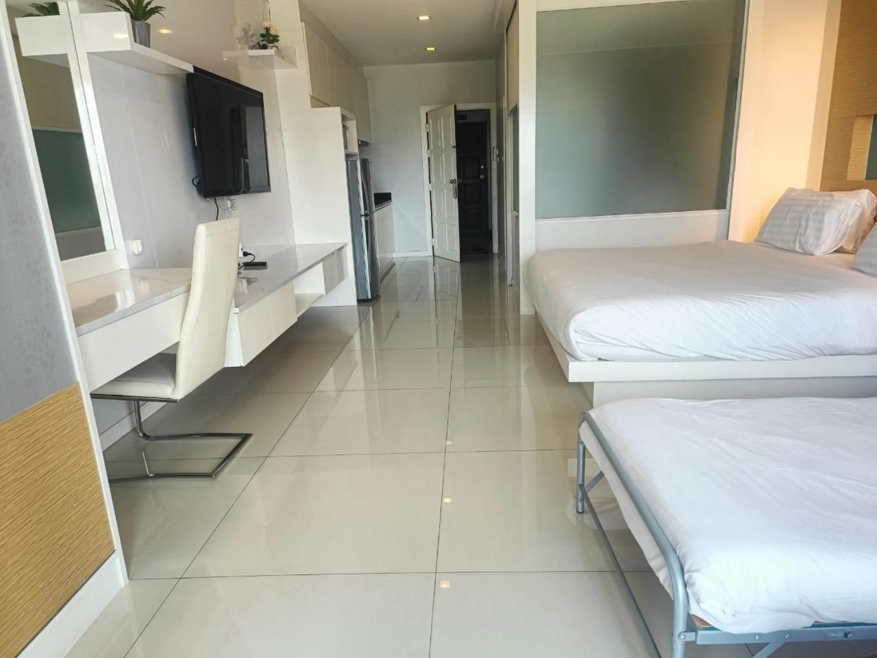 View Talay 6 Pattaya Beach Apartment By Honey Exterior photo