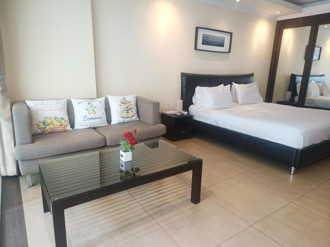 View Talay 6 Pattaya Beach Apartment By Honey Exterior photo
