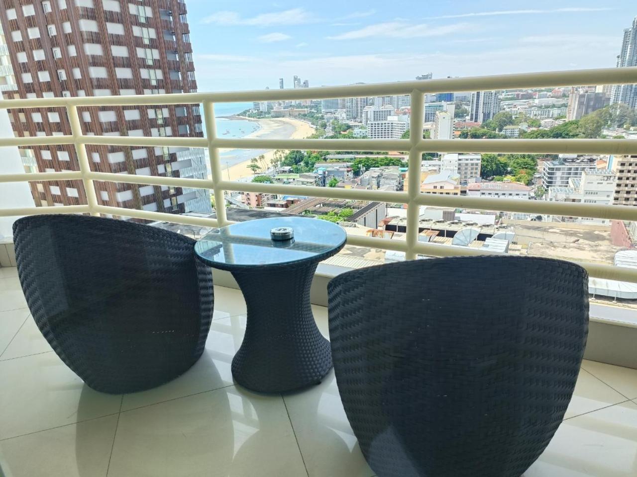 View Talay 6 Pattaya Beach Apartment By Honey Exterior photo